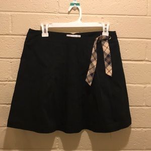 Kinloch Anderson black pleated skirt